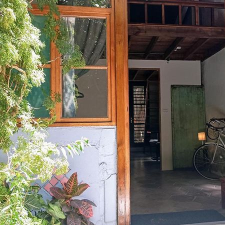 Historical Townhouse In City Center Tainan Exterior photo